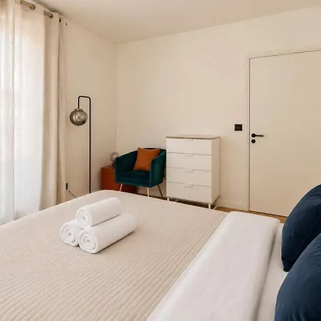 Bnbnova - Haussmann - 2br Near Champs-elysees Apartment