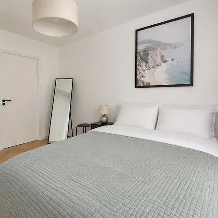 Bnbnova - Haussmann - 2br Near Champs-elysees Apartment Paris