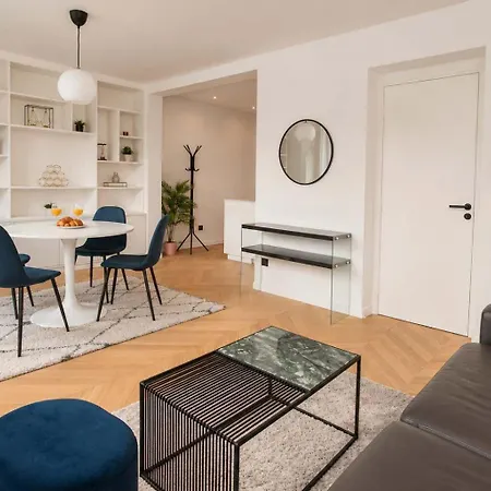 Bnbnova - Haussmann - 2br Near Champs-elysees Apartment *