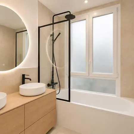 Bnbnova - Haussmann - 2br Near Champs-elysees * Paris
